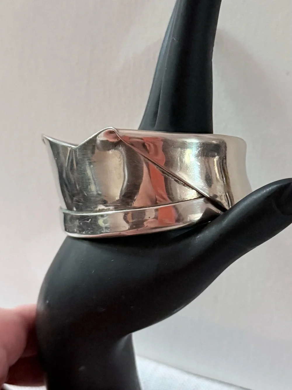 Vintage Unsigned Modernist Sculptural Silver Cuff Bracelet